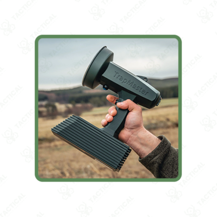 Handheld Clay-Target Thrower